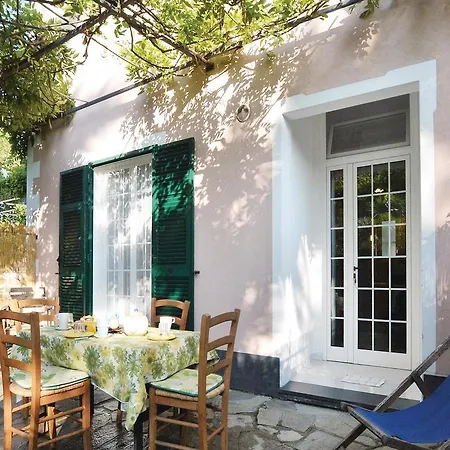 Il Glicina Apartment *